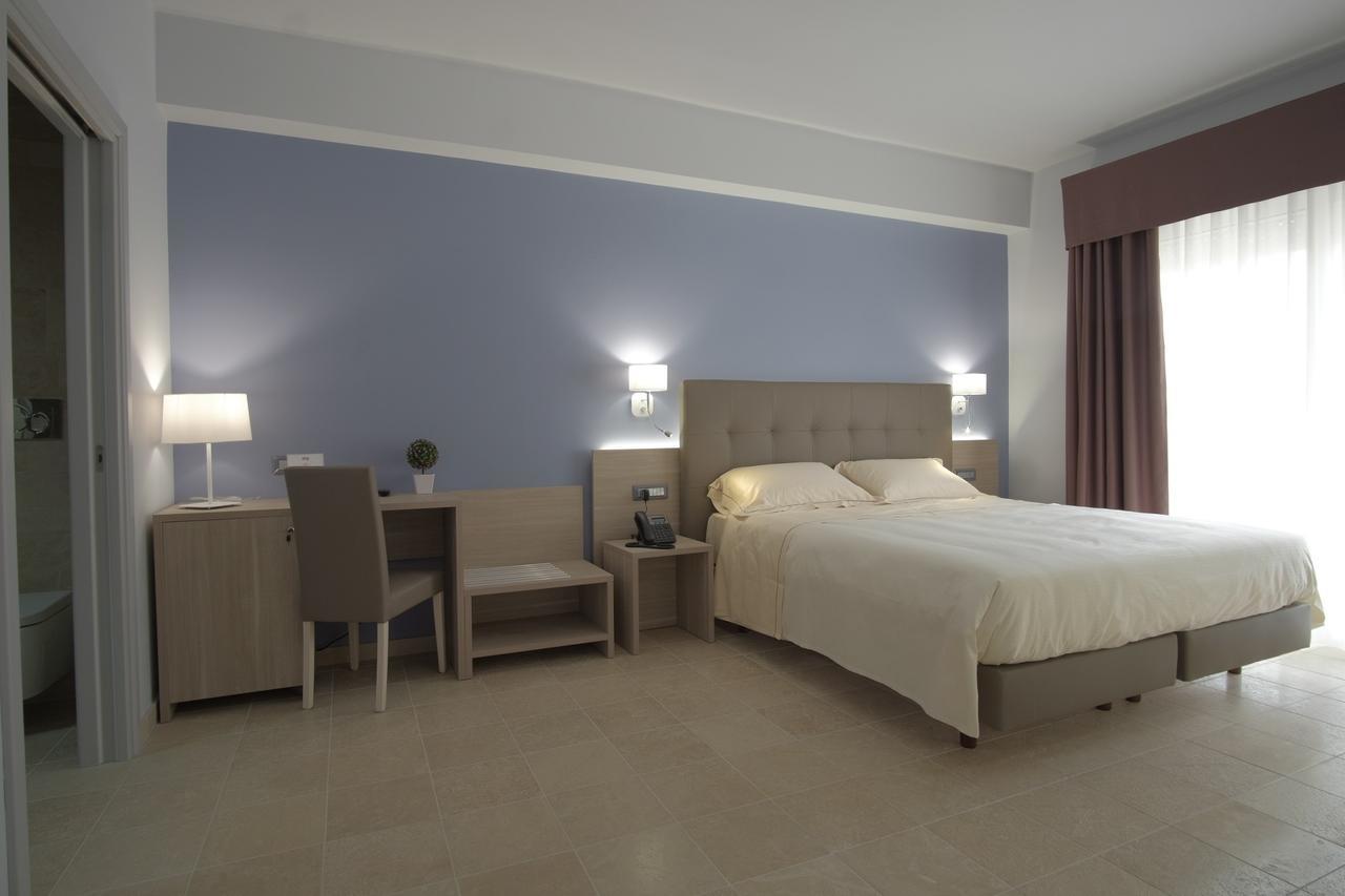 Netum Hotel Noto Exterior foto